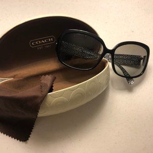 Coach Scarlet Sunglasses with Case and Cloth